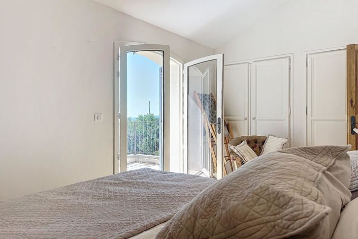 Image No.16-3 Bed House for sale