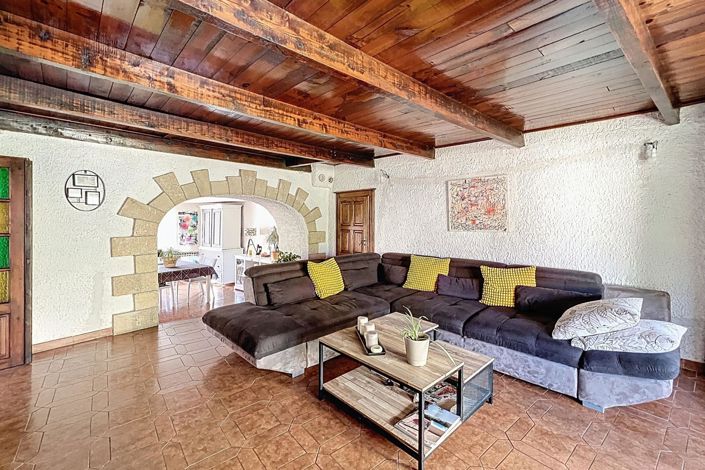 Image No.5-5 Bed House for sale