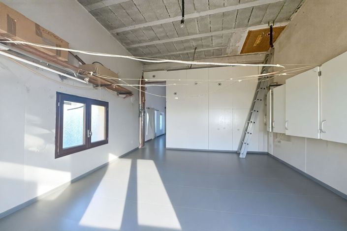 Image No.16-2 Bed House for sale