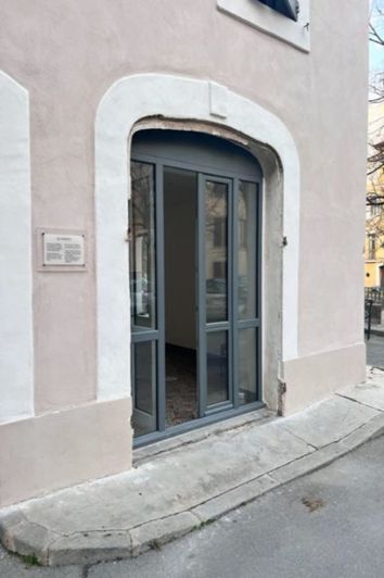 Image No.10-2 Bed House for sale