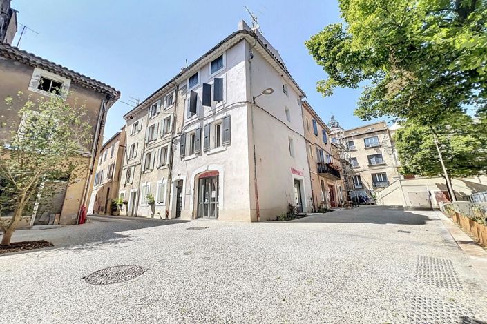 Image No.9-2 Bed House for sale