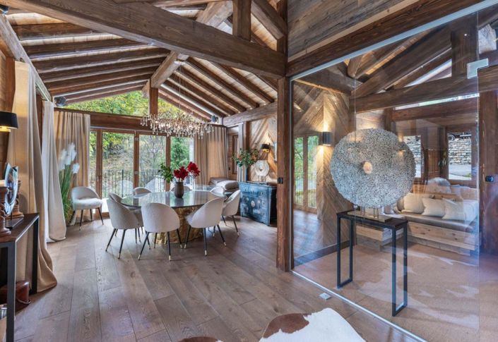 Image No.4-4 Bed Property for sale