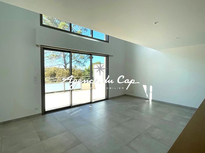 Image No.2-3 Bed Apartment for sale