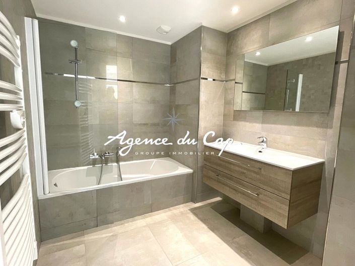 Image No.7-3 Bed Apartment for sale