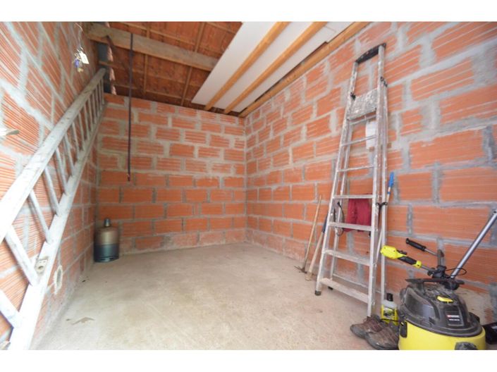 Image No.14-3 Bed House for sale