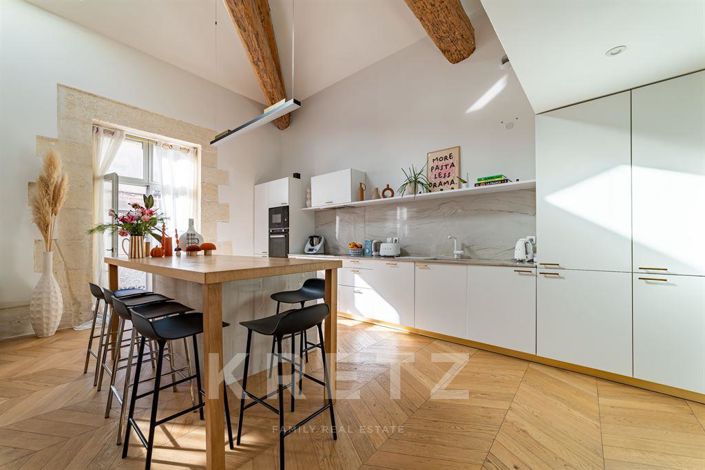 Image No.20-4 Bed House for sale