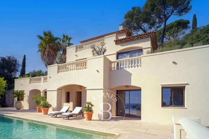 Image No.4-5 Bed House for sale