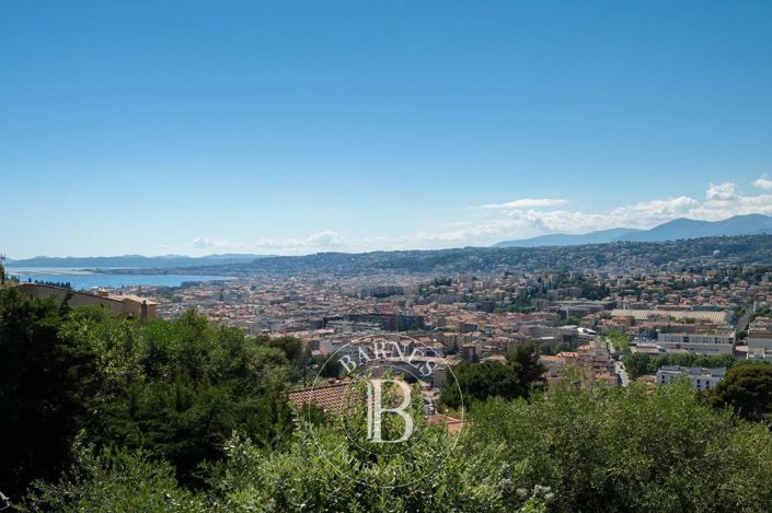 Image No.13-4 Bed House for sale