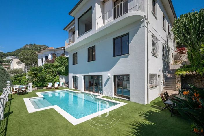 Image No.15-4 Bed House for sale