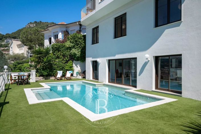 Image No.2-4 Bed House for sale