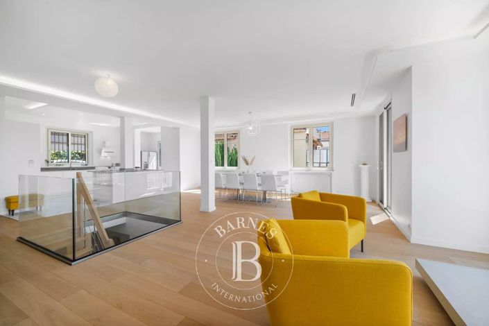 Image No.27-4 Bed House for sale