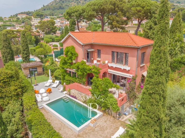 Image No.18-4 Bed House for sale