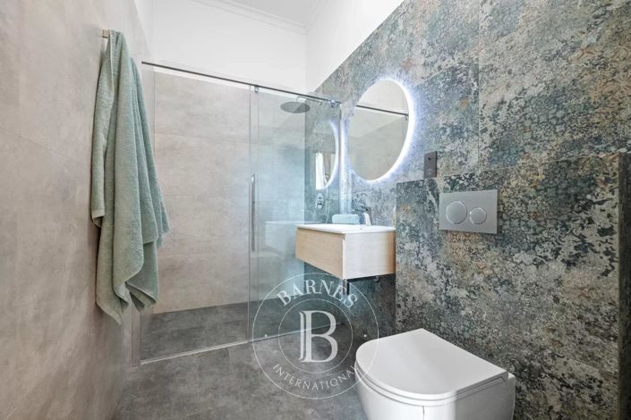 Image No.19-2 Bed Apartment for sale