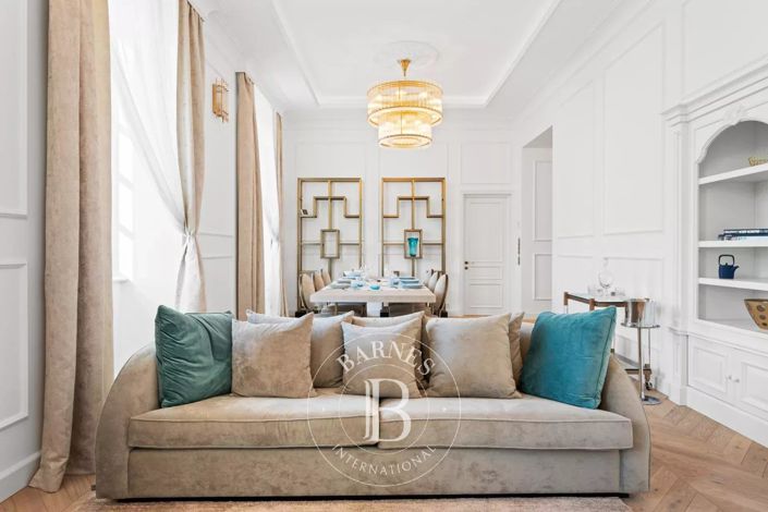 Image No.21-2 Bed Apartment for sale