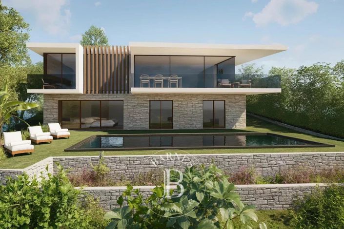 Image No.2-5 Bed House for sale