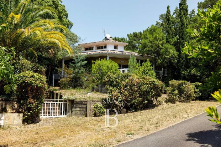 Image No.4-4 Bed House for sale