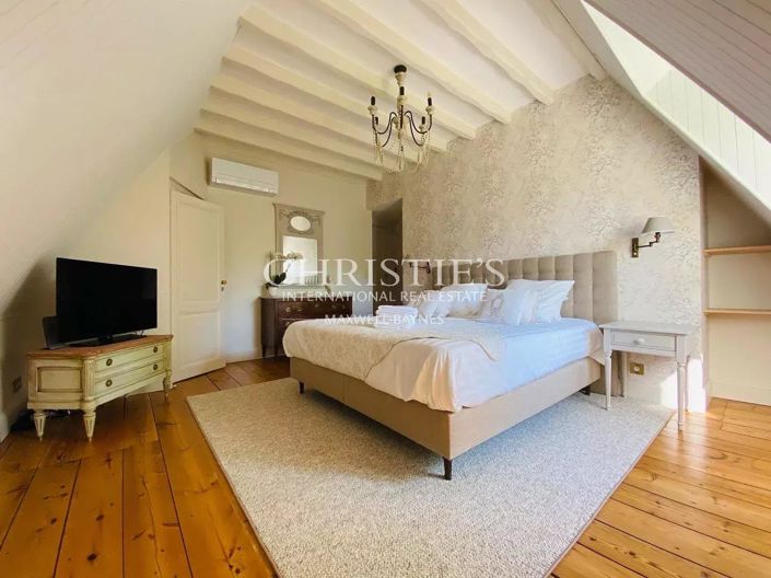 Image No.16-6 Bed House for sale