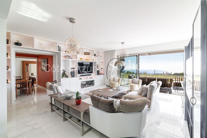 Image No.8-3 Bed Apartment for sale