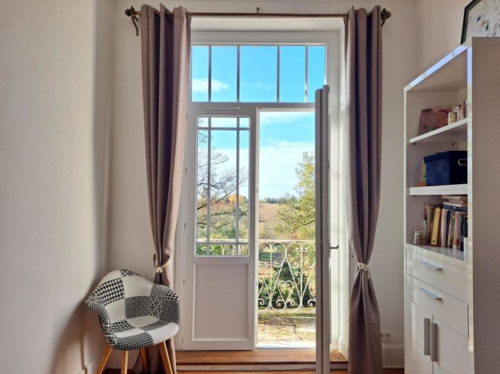 Image No.15-3 Bed House for sale