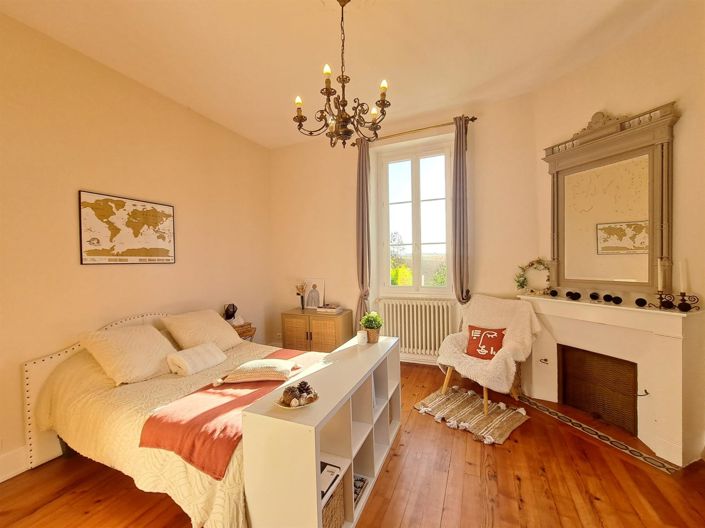 Image No.18-3 Bed House for sale