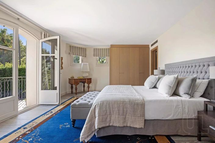 Image No.10-5 Bed House for sale