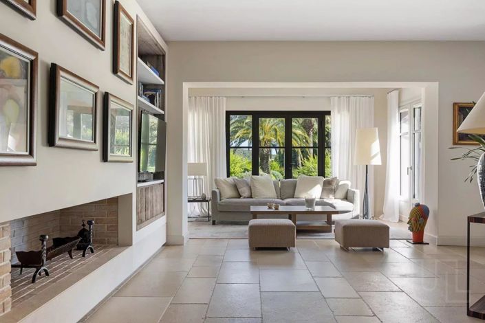 Image No.4-5 Bed House for sale