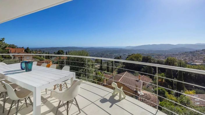 Image No.9-4 Bed House for sale