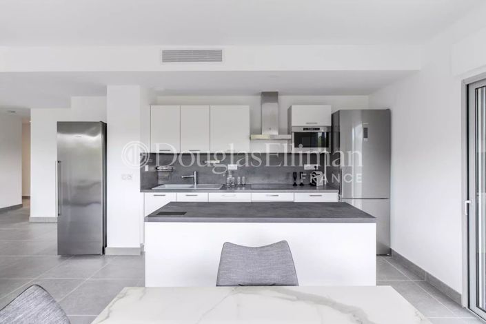 Image No.4-Appartement de 3 chambres à vendre à Valbonne