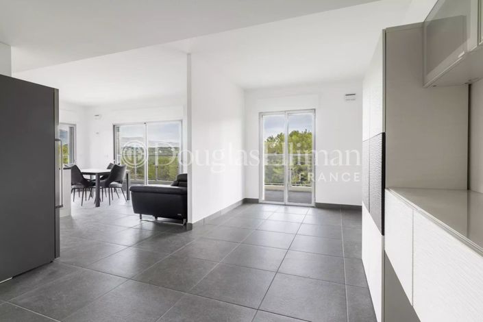 Image No.6-Appartement de 3 chambres à vendre à Valbonne