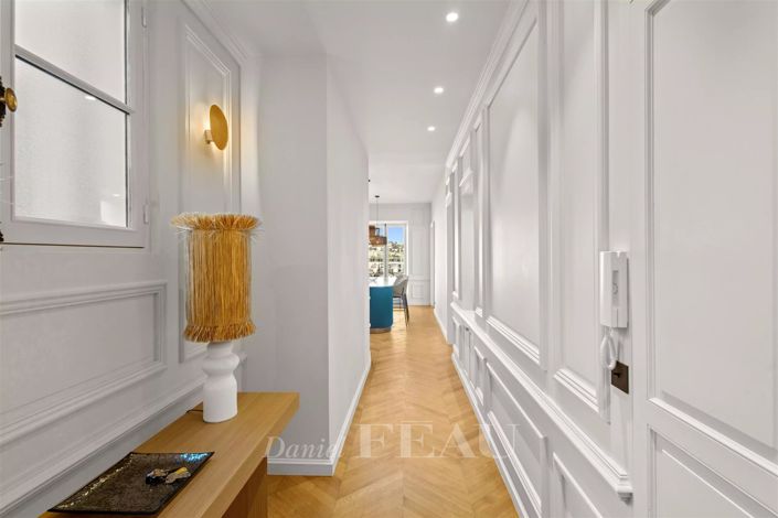 Image No.3-Appartement de 2 chambres à vendre à Cannes