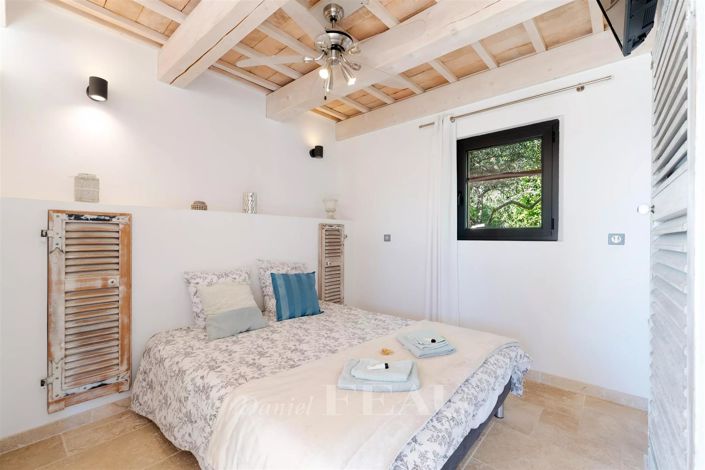 Image No.13-7 Bed House for sale