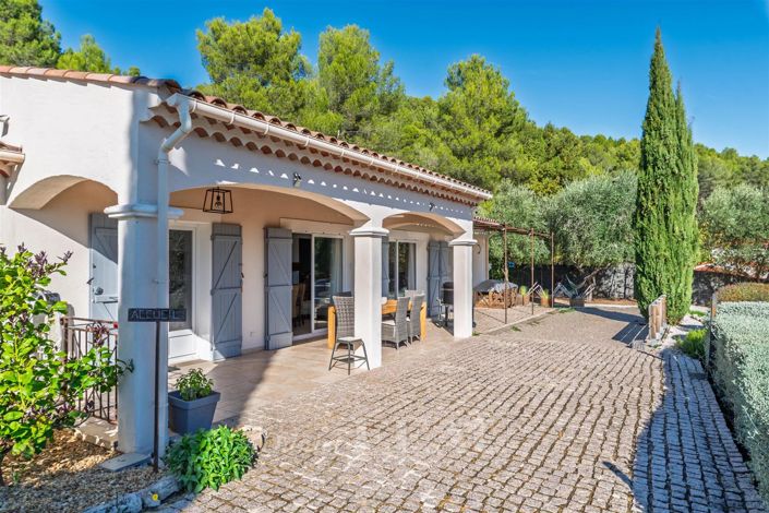 Image No.4-7 Bed House for sale