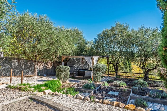 Image No.5-7 Bed House for sale