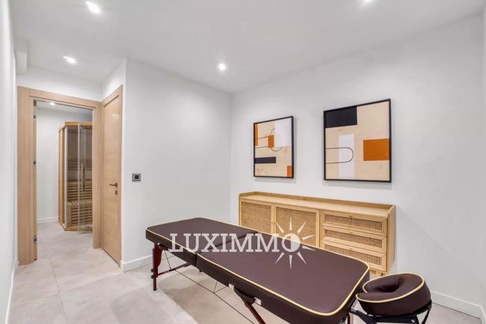 Image No.13-4 Bed House for sale