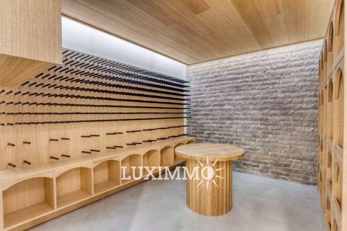 Image No.14-4 Bed House for sale