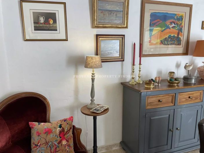 Image No.12-4 Bed House for sale