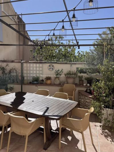 Image No.32-4 Bed House for sale