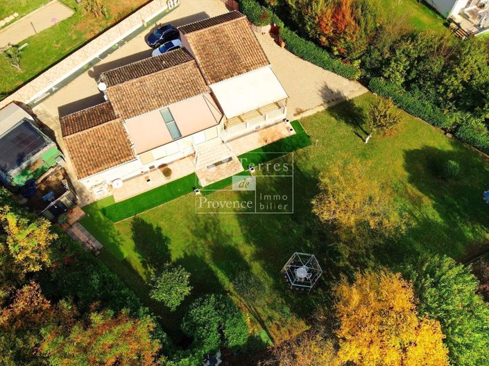 Image No.2-4 Bed House for sale