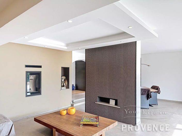 Image No.6-1 Bed House for sale