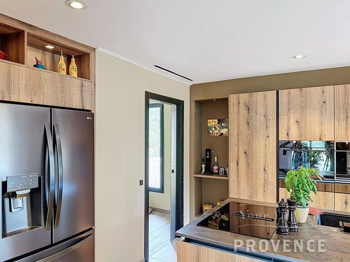 Image No.8-1 Bed House for sale