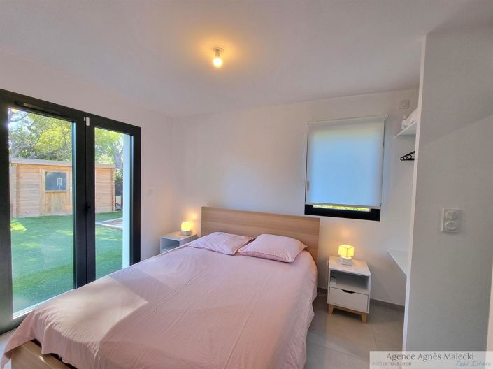 Image No.17-5 Bed House for sale