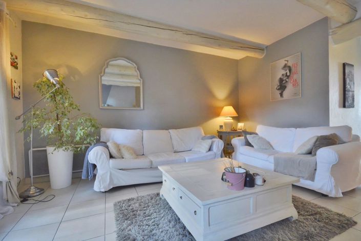 Image No.2-4 Bed House for sale