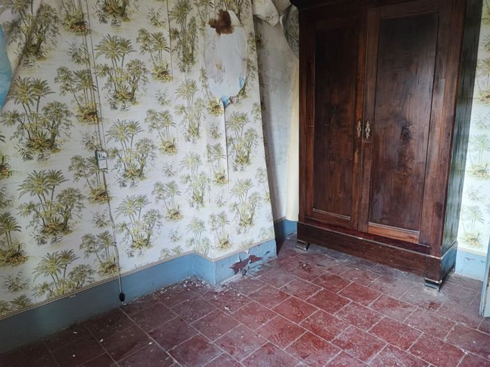 Image No.19-3 Bed House for sale