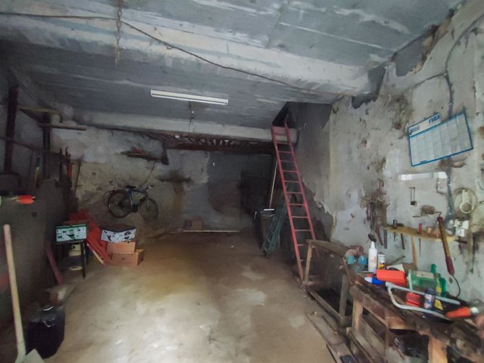 Image No.26-3 Bed House for sale