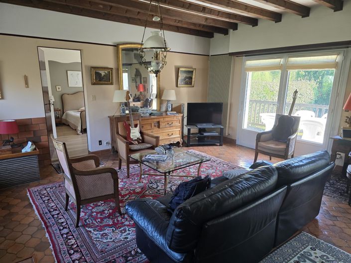 Image No.3-4 Bed House for sale