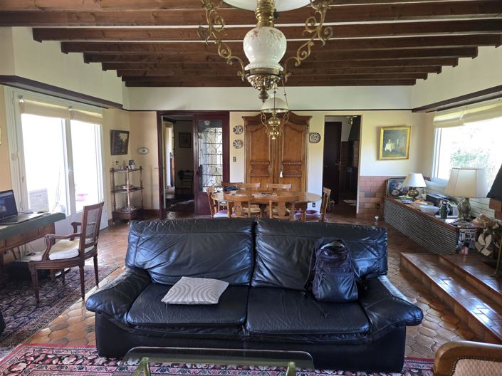 Image No.8-4 Bed House for sale