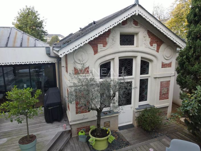 Image No.22-4 Bed House for sale