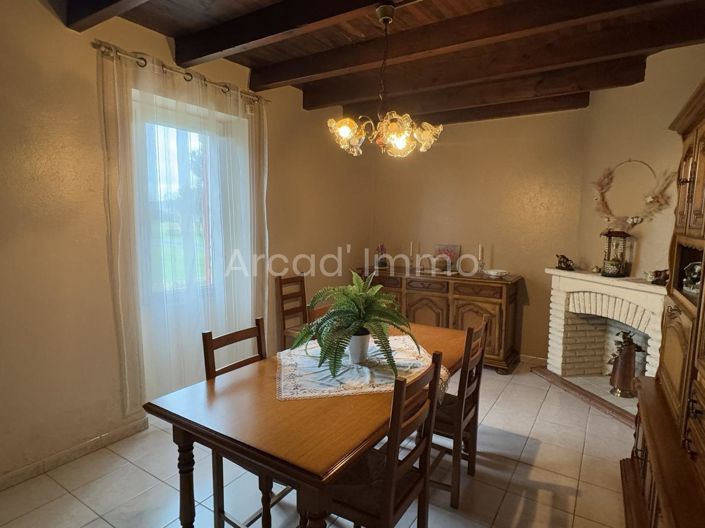 Image No.3-3 Bed House for sale