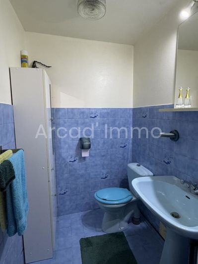 Image No.8-3 Bed House for sale