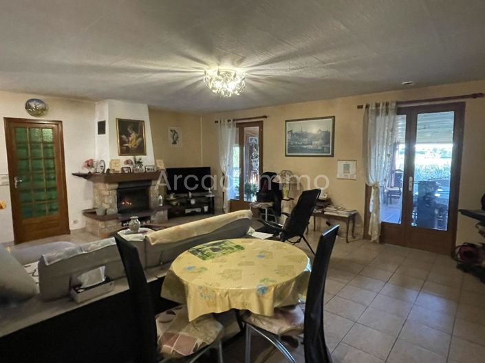 Image No.4-3 Bed House for sale